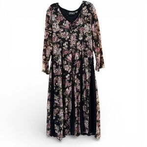 Nostalgia Black Floral Lace Dress